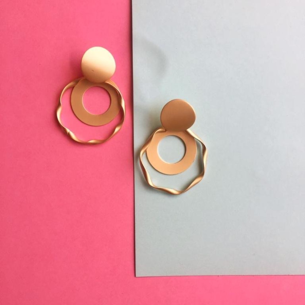 PRICE DROP! Boutique Gold earrings with silk pouch